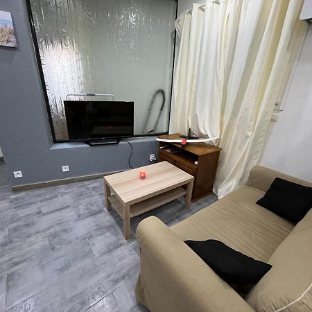 Grand Studio Люнель Экстерьер фото